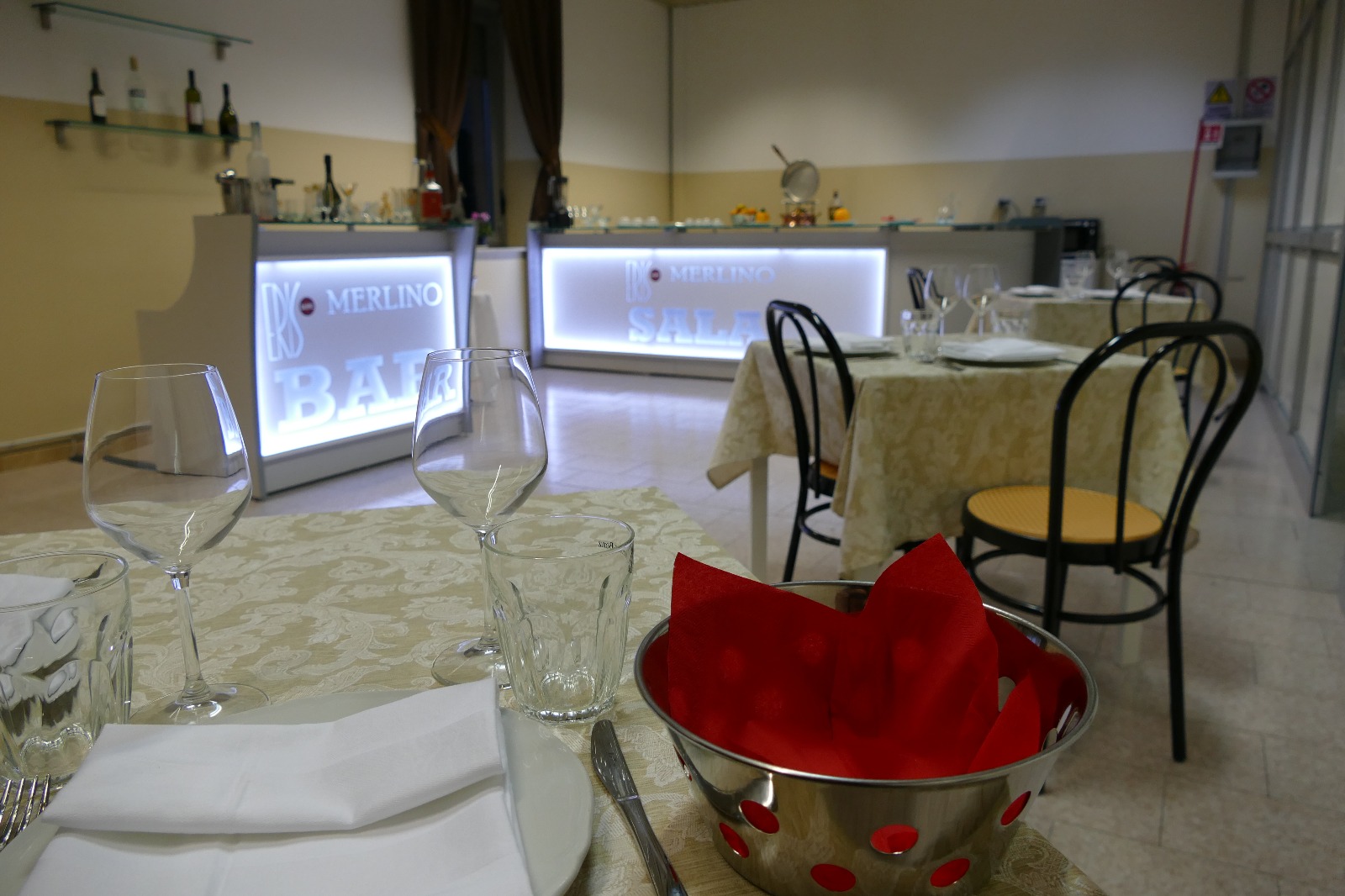 SALA (2)