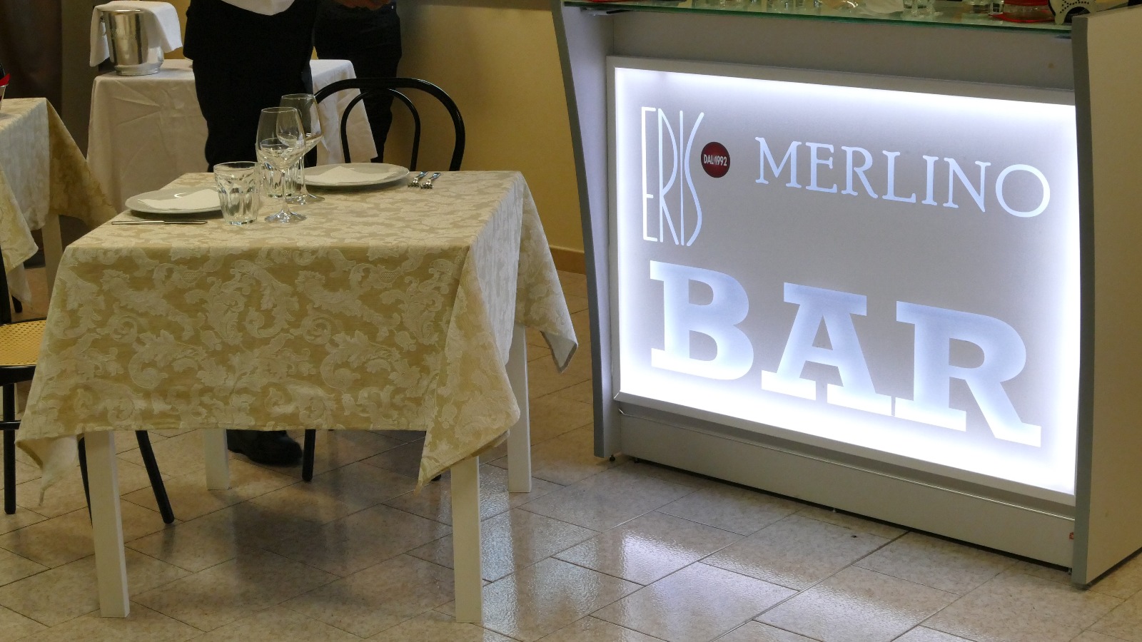 SALA (4)