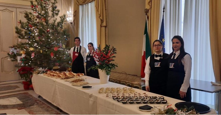 Eris Formazione scelto da Sua Eccellenza il Prefetto per il brindisi di Natale